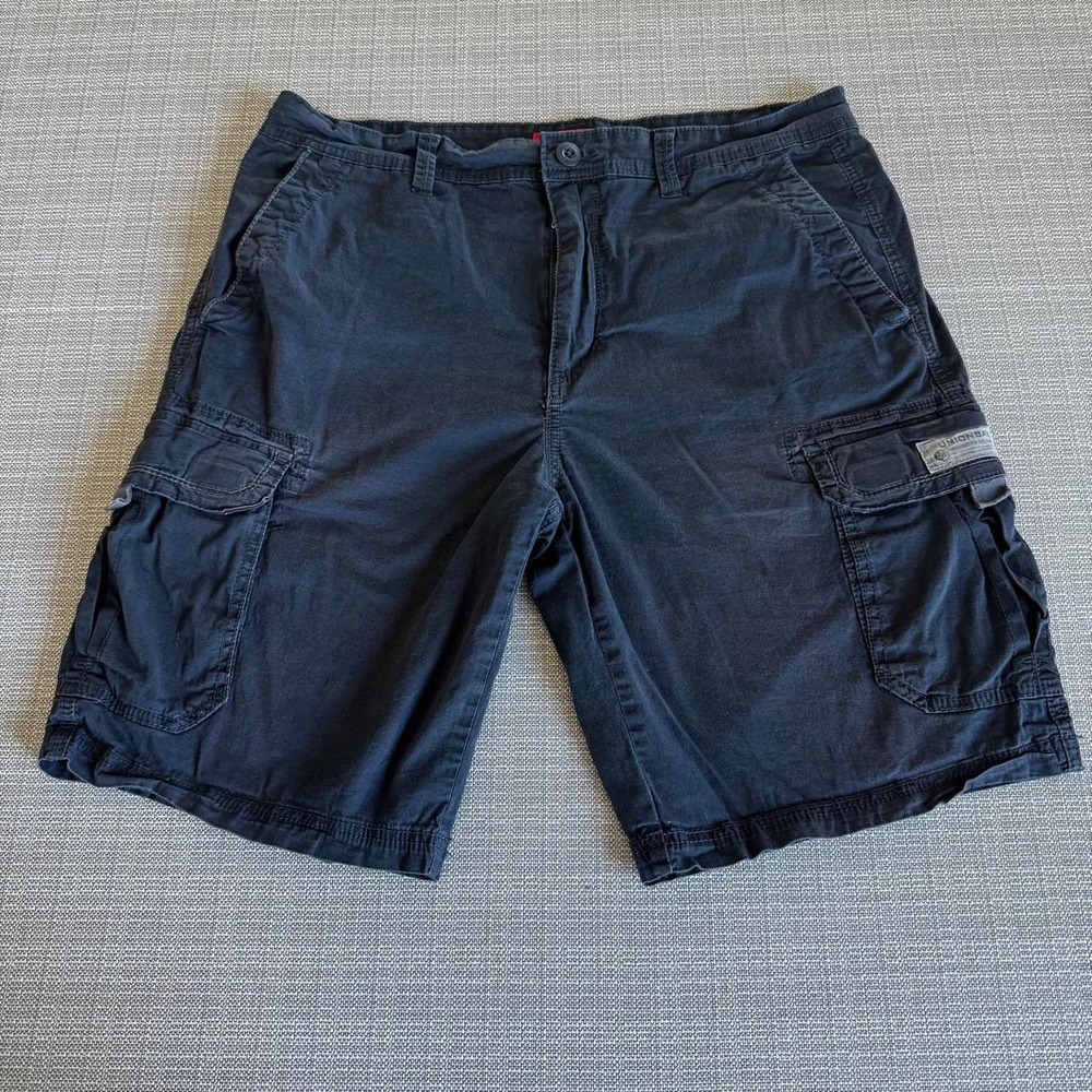 Union Bay navy cargo shorts men's size 36